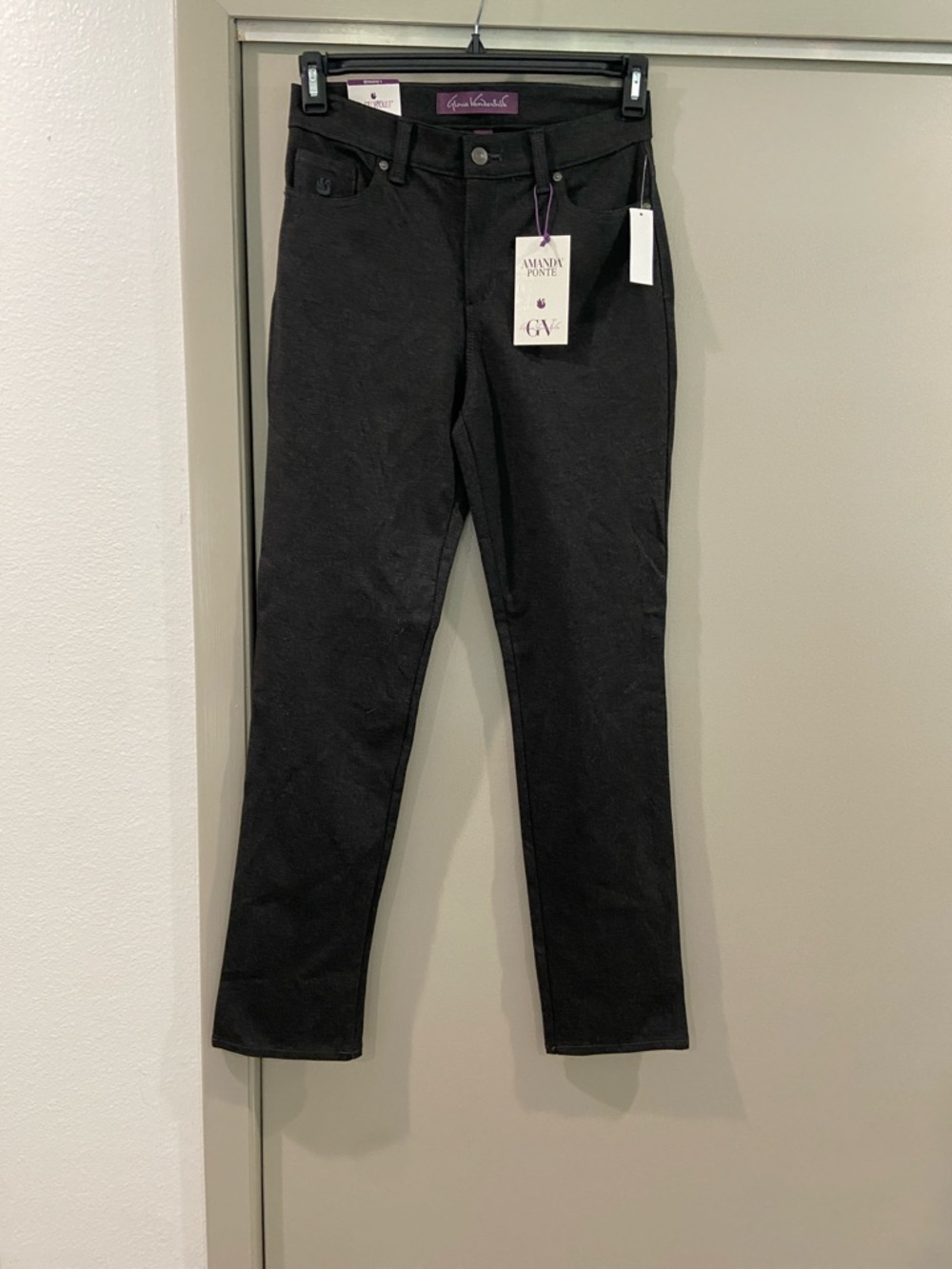 Gloria Vanderbilt Black Women's Jeans